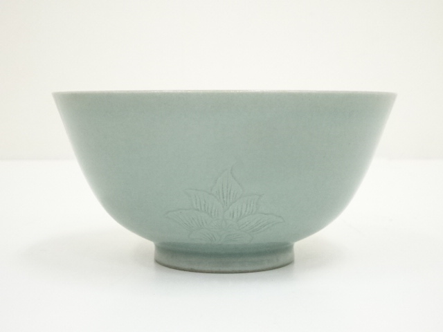 Ｔ２４９　茶碗　『高麗青磁茶碗』『沙音窯　松月　金鍾浩 作』共箱　抹茶碗　茶道具 T249 茶碗 『高麗青磁茶碗』『沙音窯 松月 金鍾浩 作』共箱 抹茶碗